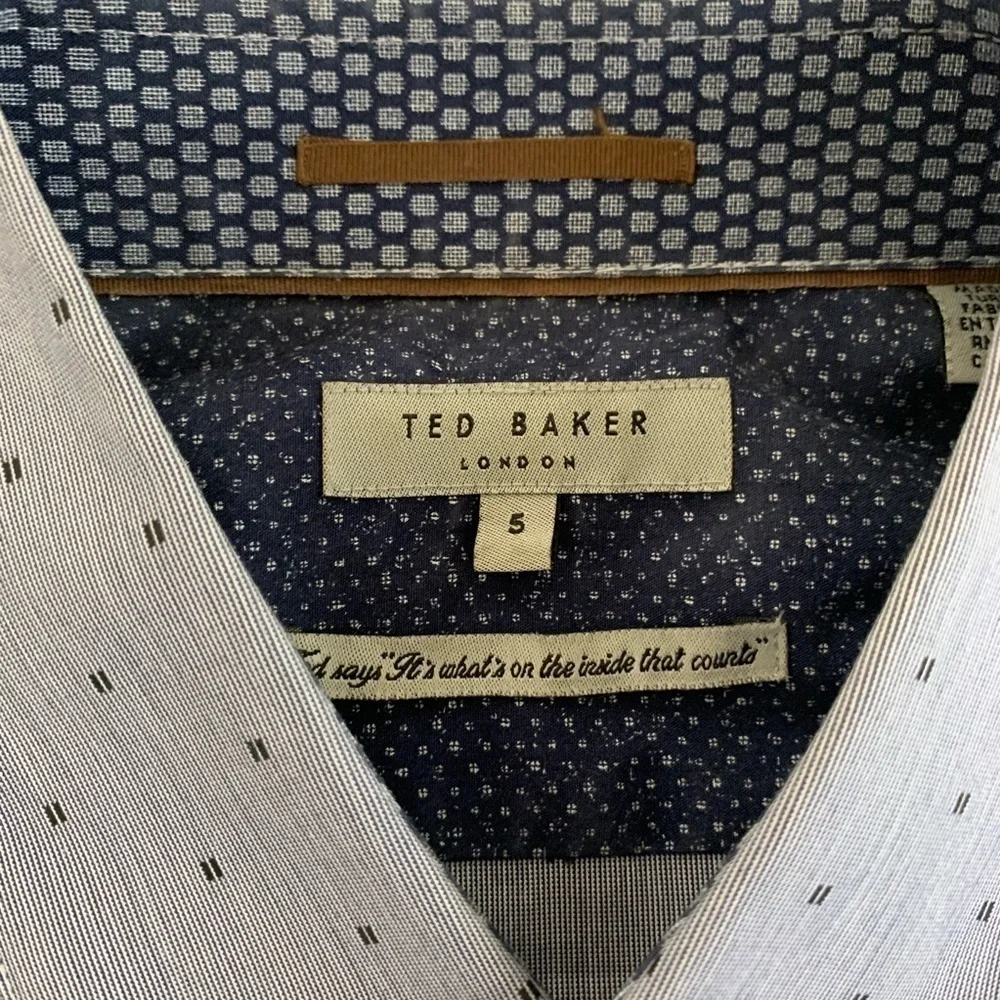 NWOT Men’s Ted Baker Long Sleeved Button Down! - Picture 4 of 8